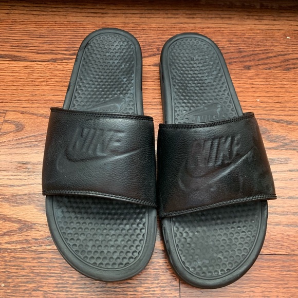 nike rubber slides